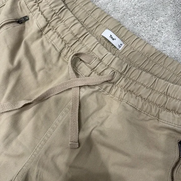 Aritzia TNA Alix Khaki pant - Picture 3 of 4